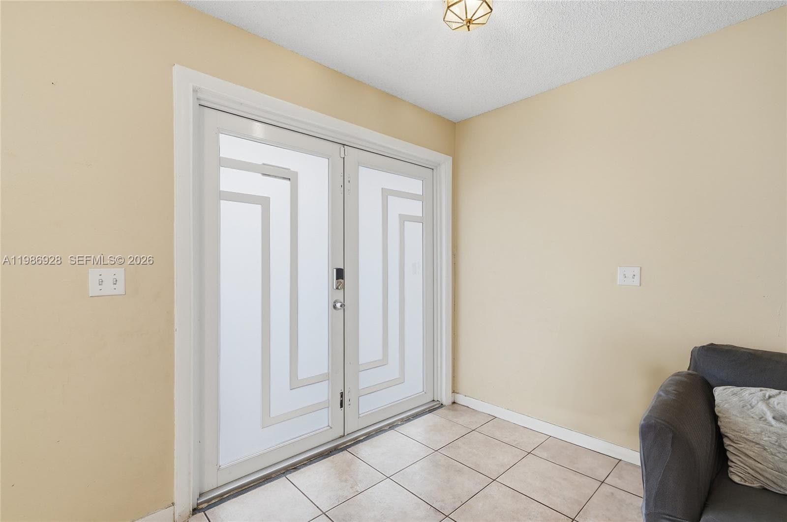 1421 SW 97th Ave, Pembroke Pines, FL 33025 — zdjęcie 4