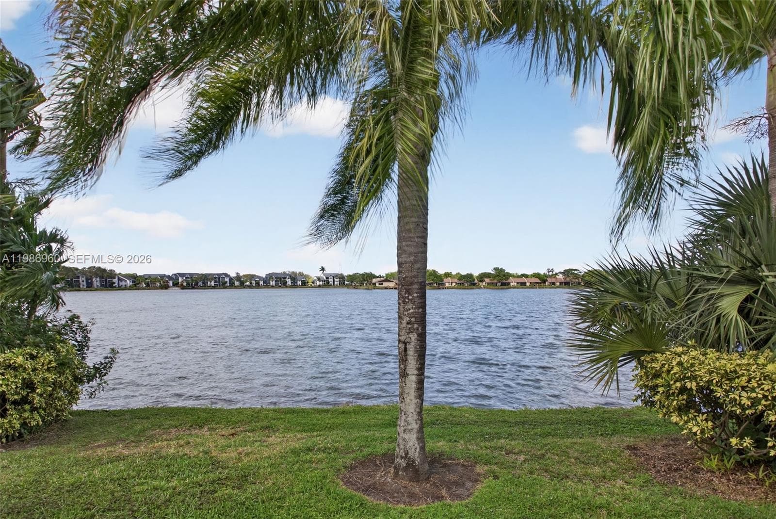 5520 Lakeside Dr # 105, Margate, FL 33063 — zdjęcie 4