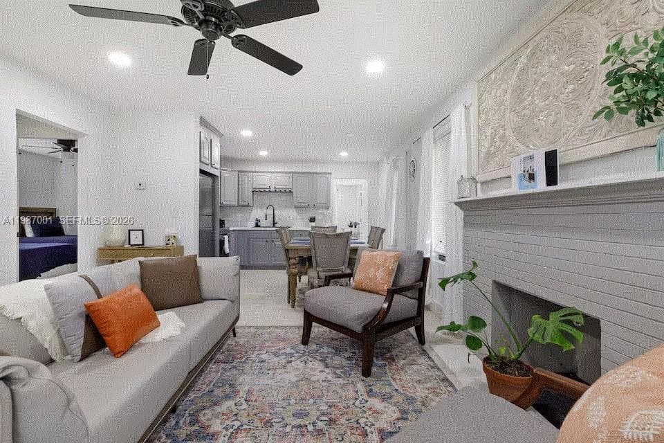 1608 NE 34th St, Oakland Park, FL 33334 — zdjęcie 3