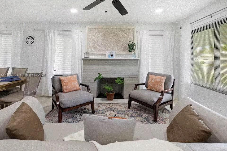 1608 NE 34th St, Oakland Park, FL 33334 — zdjęcie 4