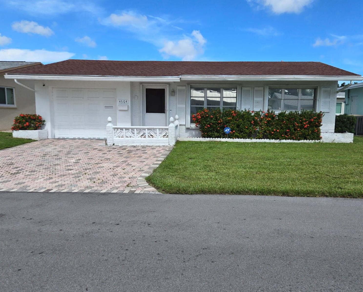 4504 NW 43rd Terrace, Tamarac, FL 33319 — zdjęcie 2