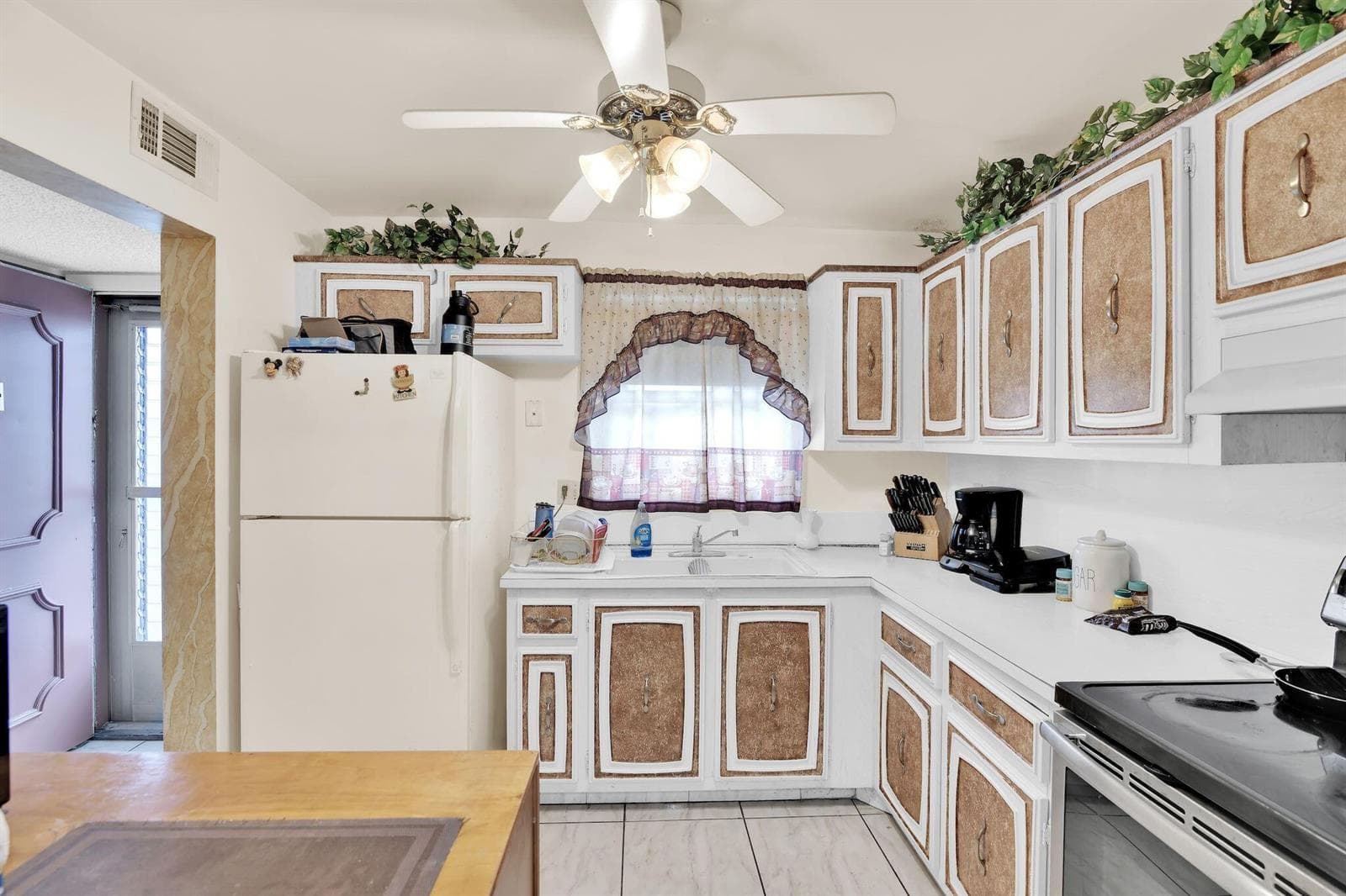 711 Lori Drive # 204, Palm Springs, FL 33461 — zdjęcie 2
