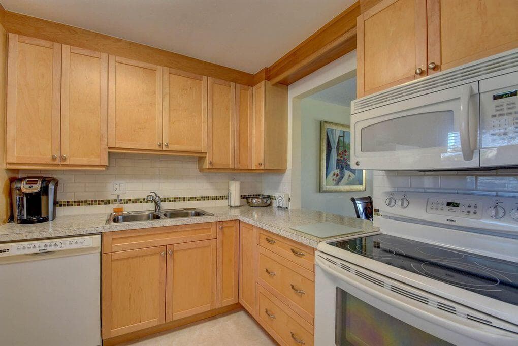 307 Lake Evelyn Drive, West Palm Beach, FL 33411 — zdjęcie 4