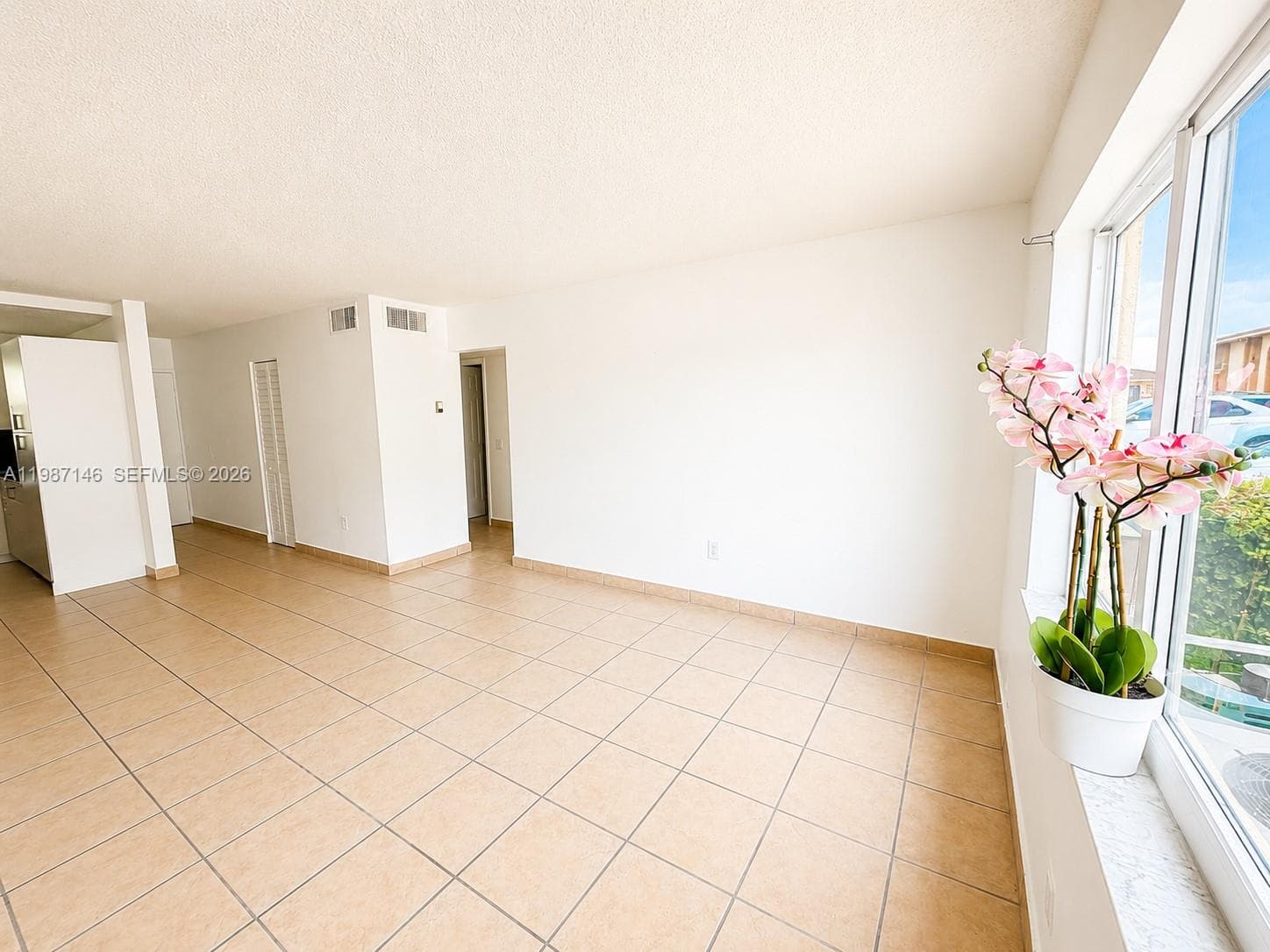 4050 NW 135th St # 5-1, Opa-Locka, FL 33054 — zdjęcie 4