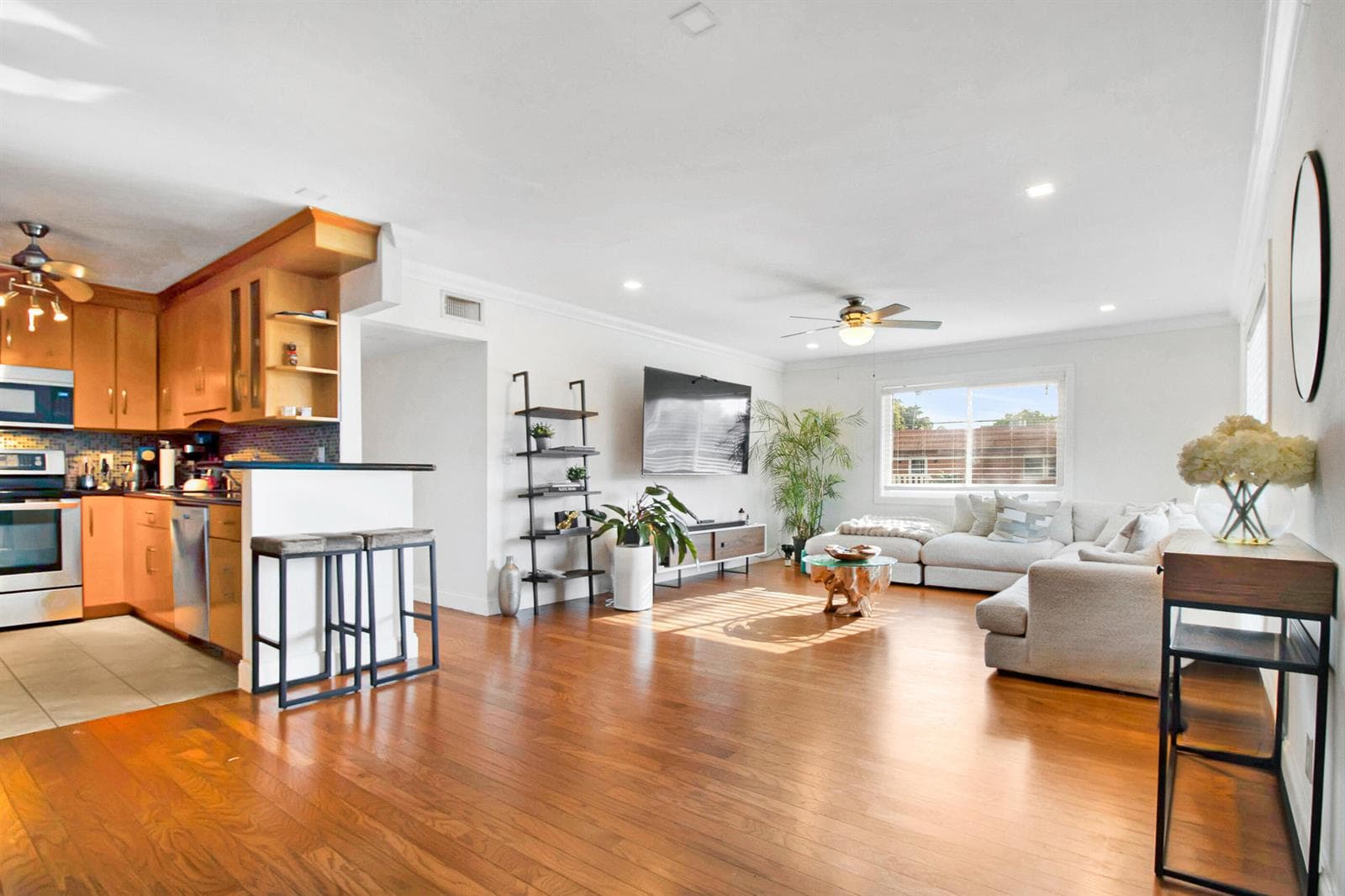 9 NE 19th Court # 212c, Wilton Manors, FL 33305 — zdjęcie 4
