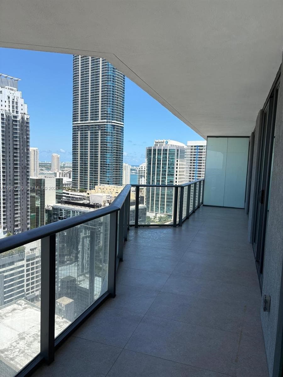 1300 S Miami Ave # 2911, Miami, FL 33130 — zdjęcie 3