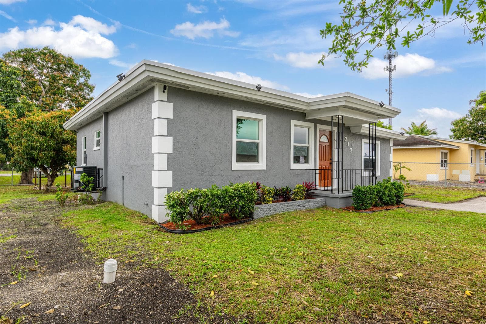 217 NW 14th Street, Belle Glade, FL 33430 — zdjęcie 3