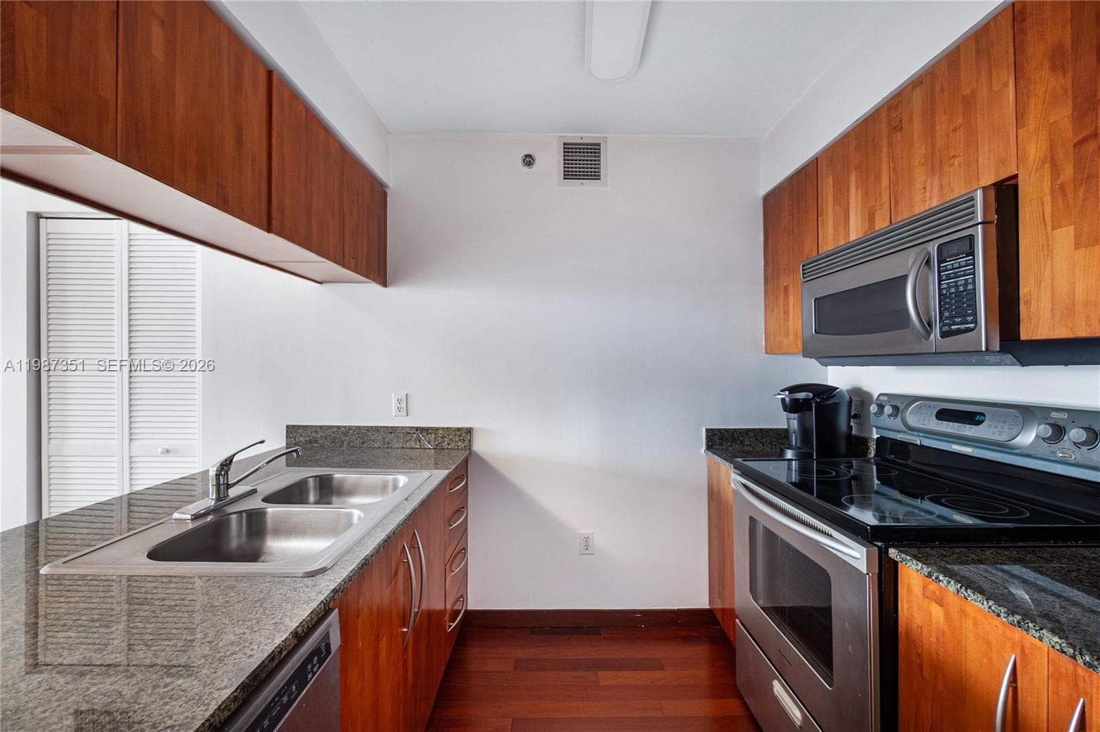 1200 Brickell Bay Dr # 2824, Miami, FL 33131 — zdjęcie 5