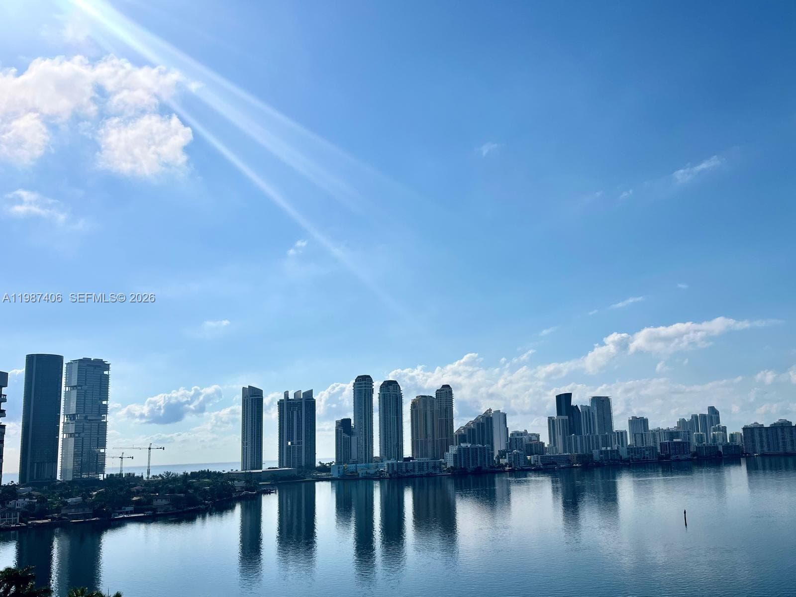 3530 Mystic Pointe Dr # 1412, Aventura, FL 33180