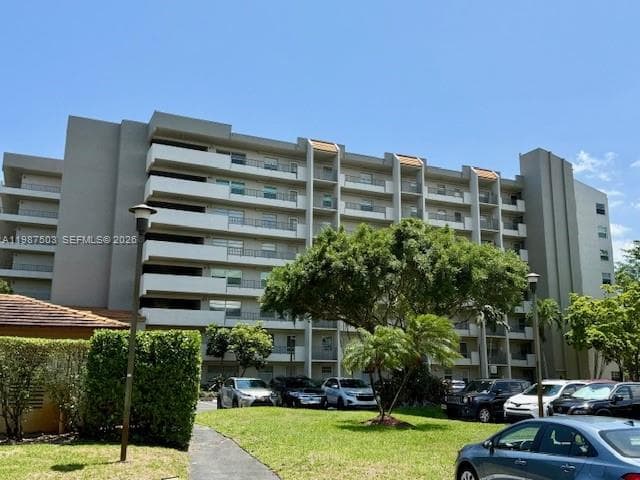 3910 Inverrary Blvd # 407-B, Lauderhill, FL 33319