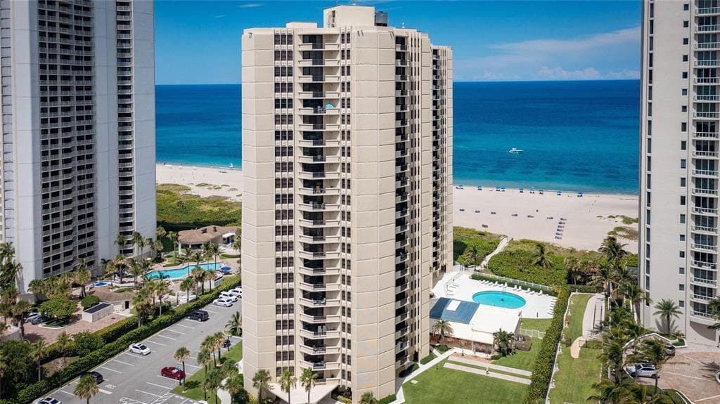 2800 N Ocean Drive # B-9d, Singer Island, FL 33404 — zdjęcie 2