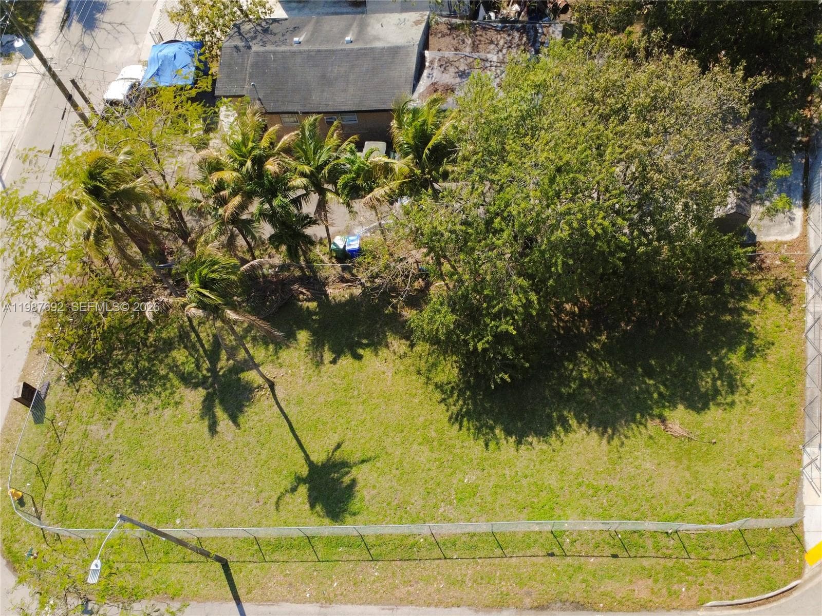 800 NW 30th St, Miami, FL 33127 — zdjęcie 3