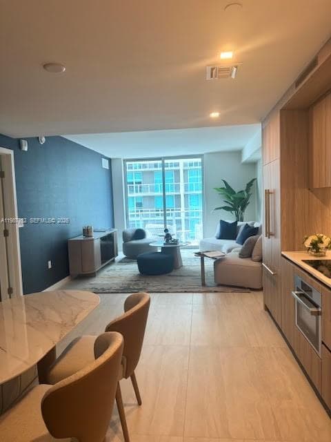 77 SE 5th St # 2708, Miami, FL 33131 — zdjęcie 3