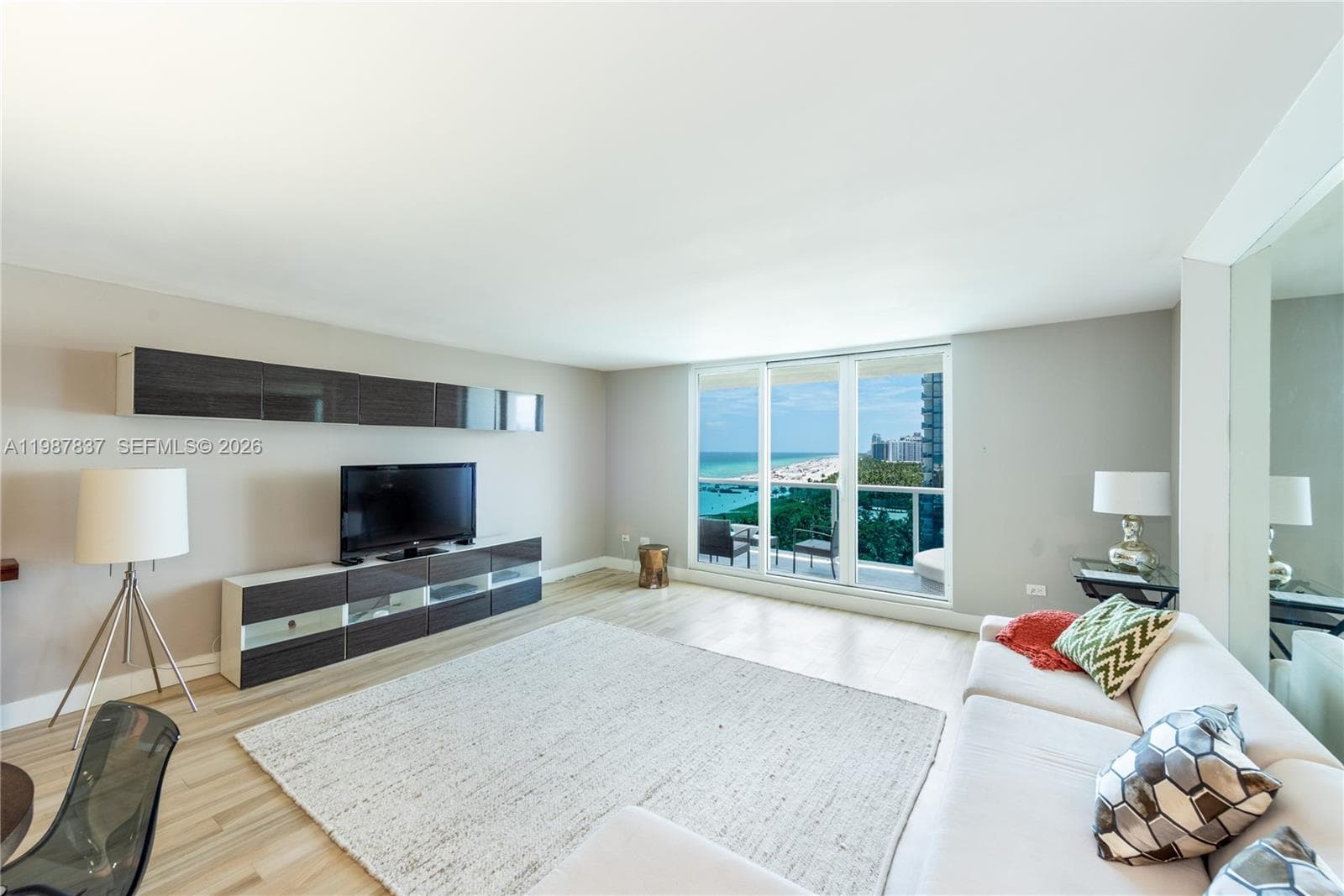 2301 Collins Ave # 1009, Miami Beach, FL 33139 — zdjęcie 4