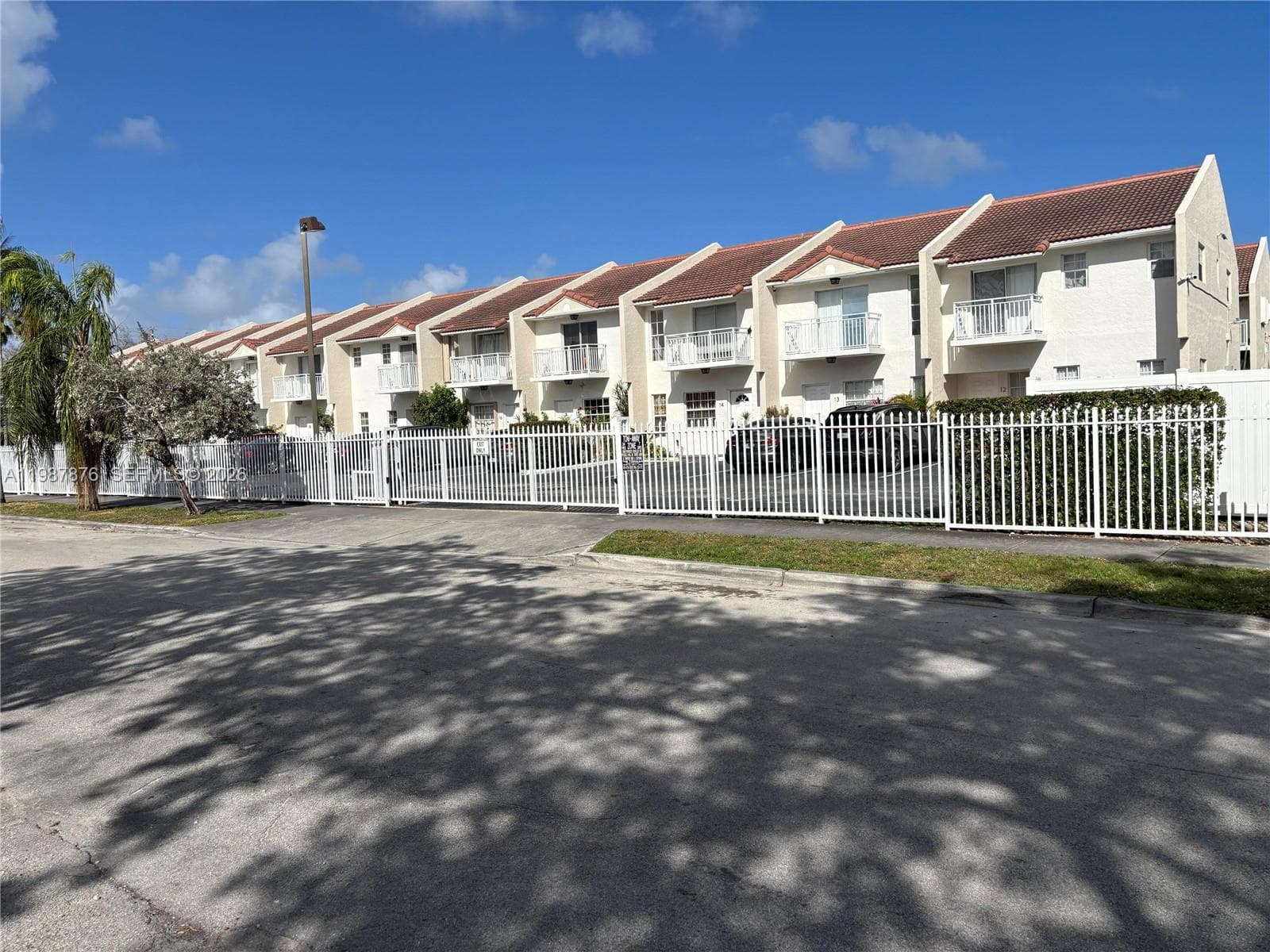 2050 NE 140th St # 12, North Miami Beach, FL 33181