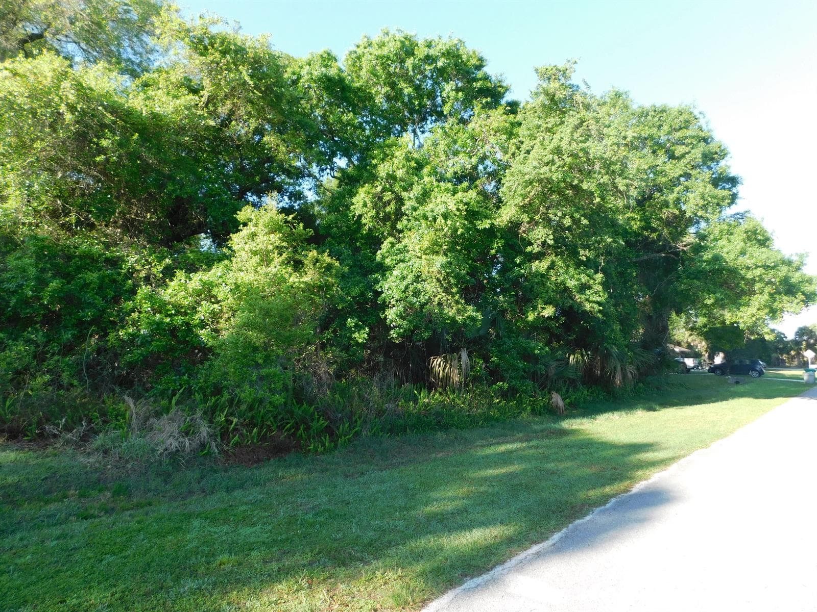 8401 Kenwood Road, Fort Pierce, FL 34951