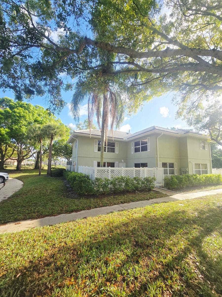 1956 Hartford Court, West Palm Beach, FL 33409 — zdjęcie 2