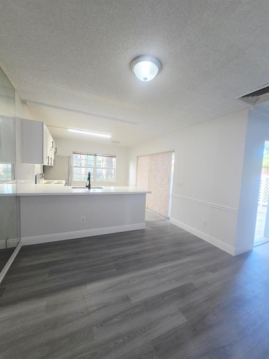 1956 Hartford Court, West Palm Beach, FL 33409 — zdjęcie 3