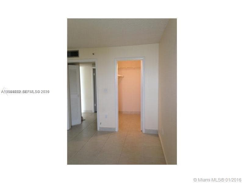 9688 Fontainebleau Blvd # 205, Miami, FL 33172 — zdjęcie 3