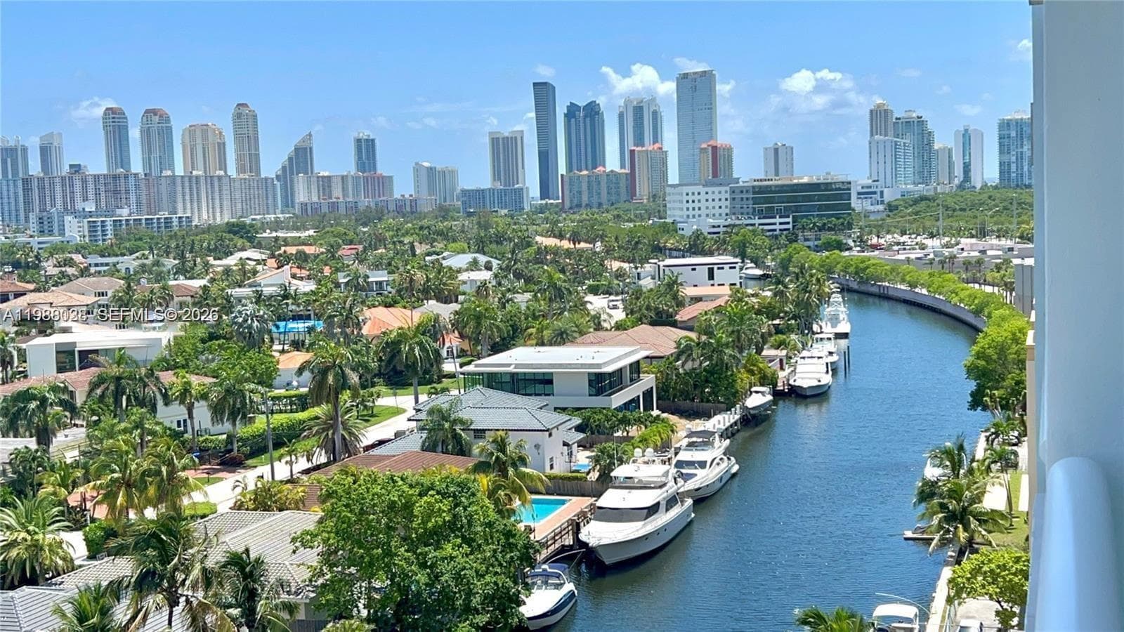 2841 NE 163rd St # 1007, North Miami Beach, FL 33160 — zdjęcie 3