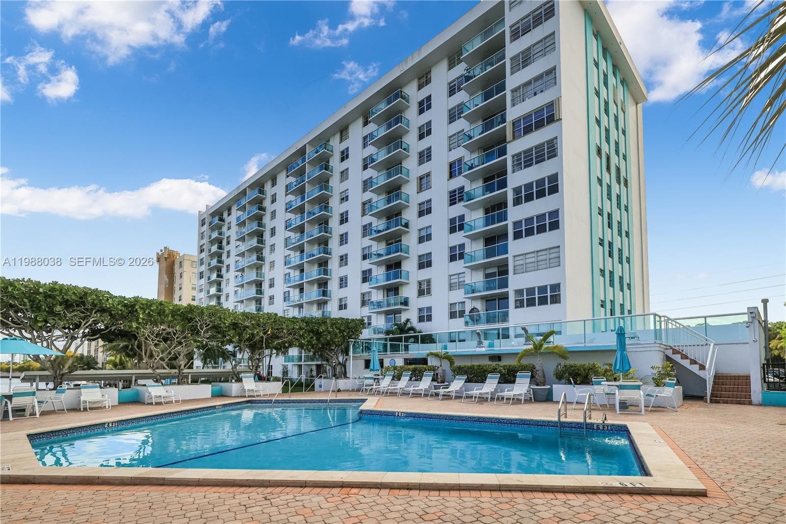 2841 NE 163rd St # 1007, North Miami Beach, FL 33160 — zdjęcie 4