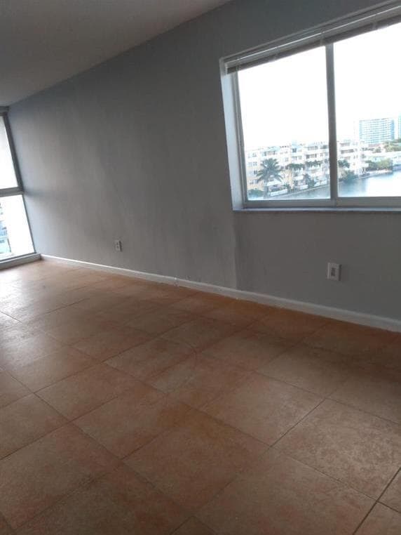 8001 Crespi Boulevard # 5c, Miami Beach, FL 33141 — zdjęcie 4