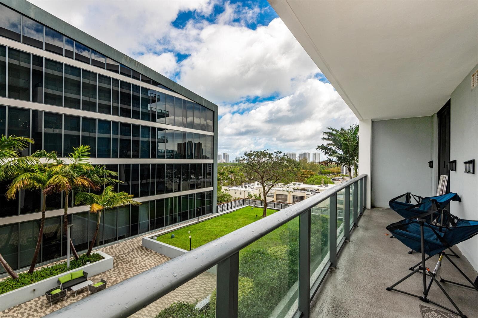 2960 NE 207th Street # 708, Aventura, FL 33180 — zdjęcie 4