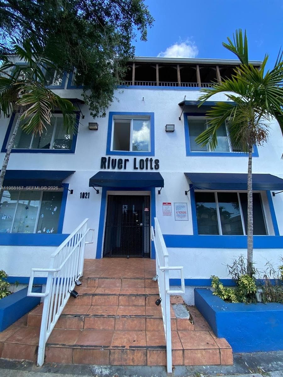 1021 NW 3rd st # 206, Miami, FL 33128