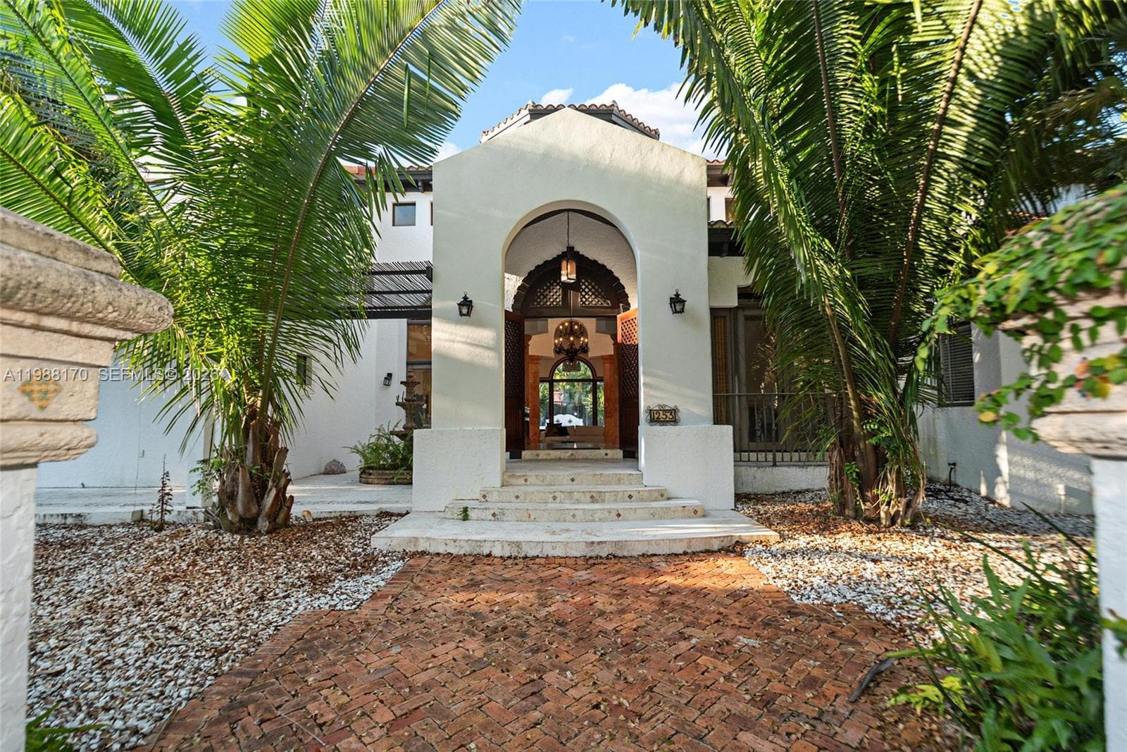 1253 Sorolla Ave, Coral Gables, FL 33134 — zdjęcie 2