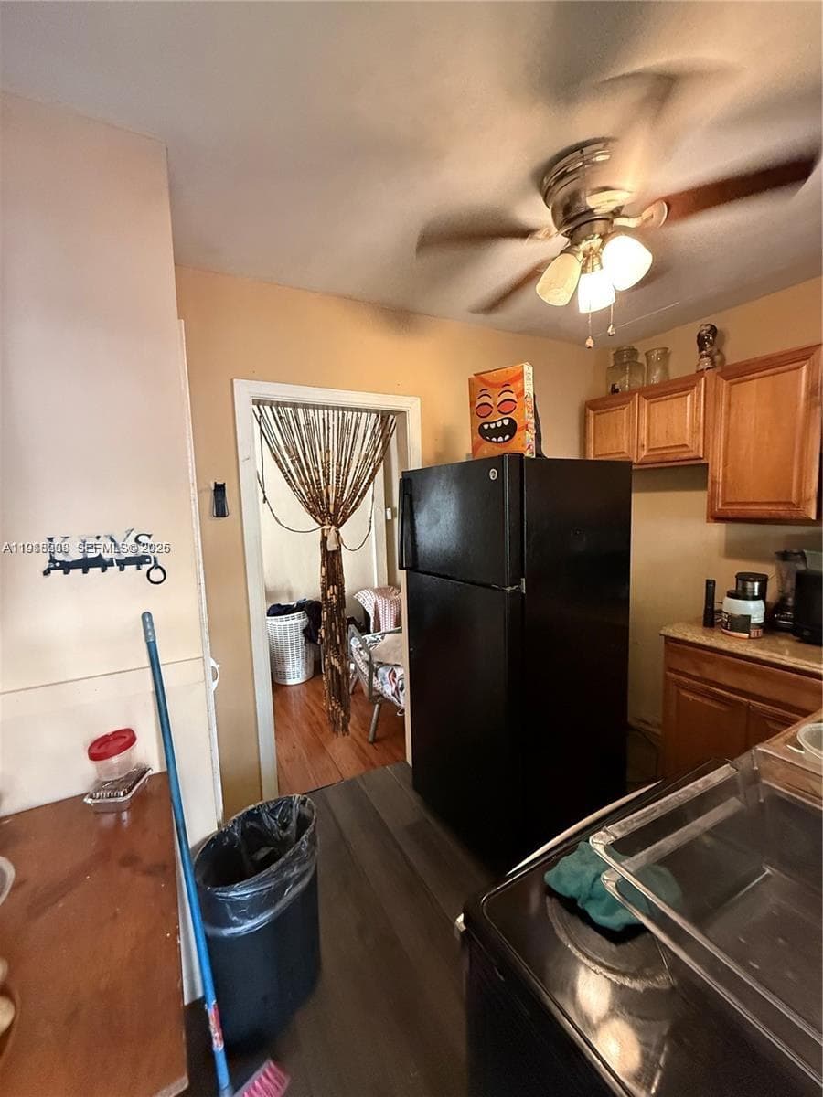 551-553 NE 133rd St, North Miami, FL 33161 — zdjęcie 3