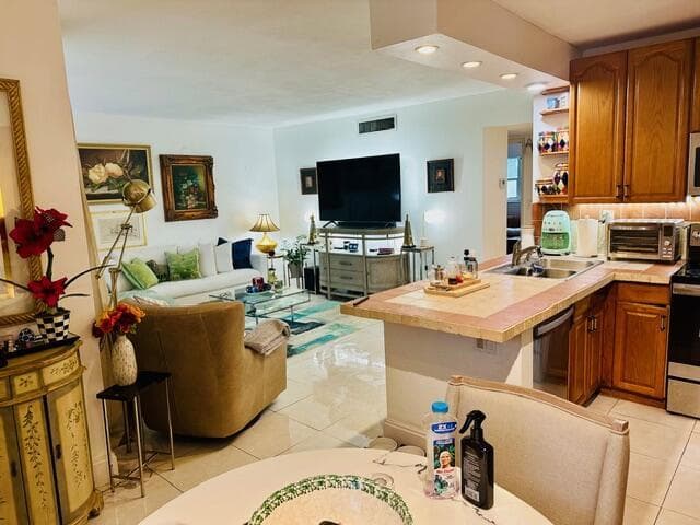 1150 NW 30th Court NW # 203, Wilton Manors, FL 33311 — zdjęcie 3