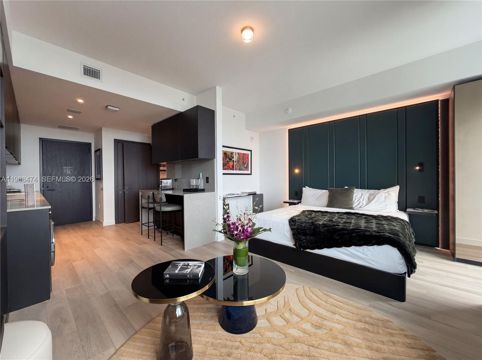 20 NE 11th St # 4111, Miami, FL 33132