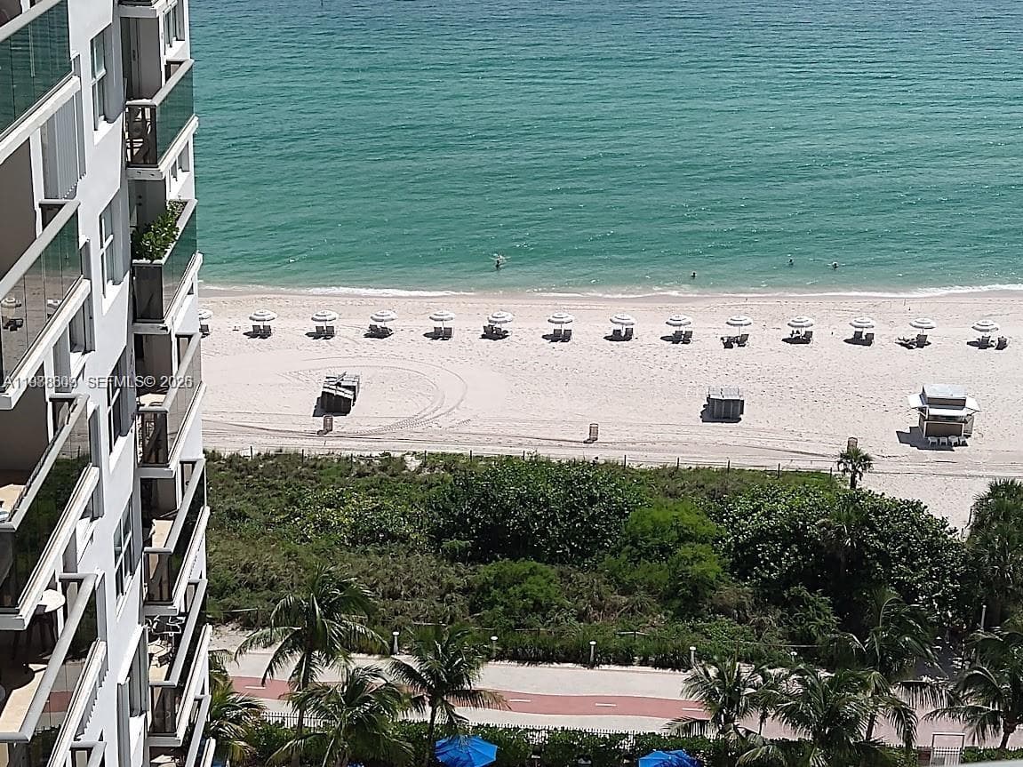 6039 Collins Ave # 1710, Miami Beach, FL 33140