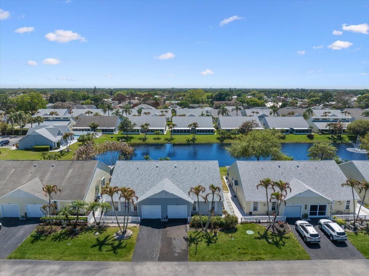 2538 SE Tropical East Circle, Port St. Lucie, FL 34952 — zdjęcie 2