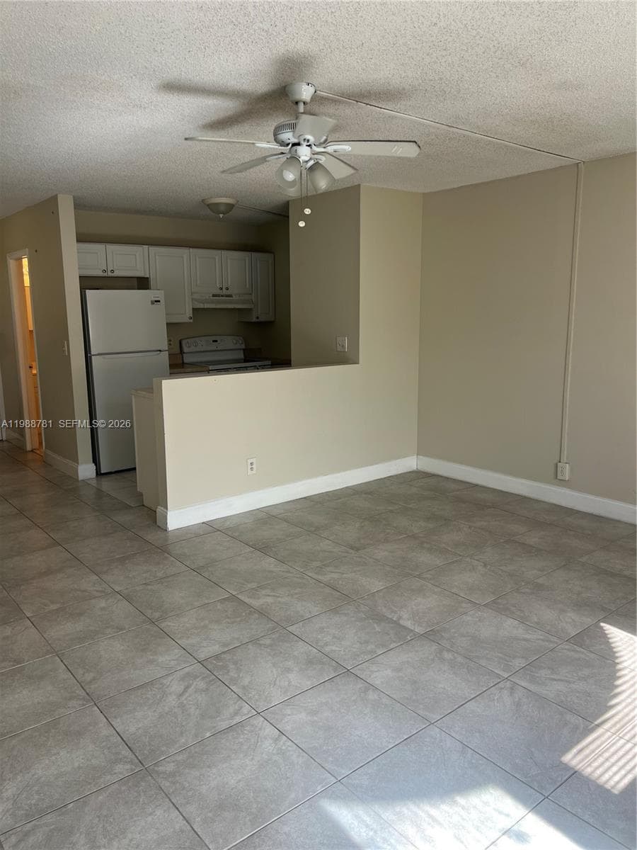 2701 Riverside Dr # 308-B, Coral Springs, FL 33065 — zdjęcie 3