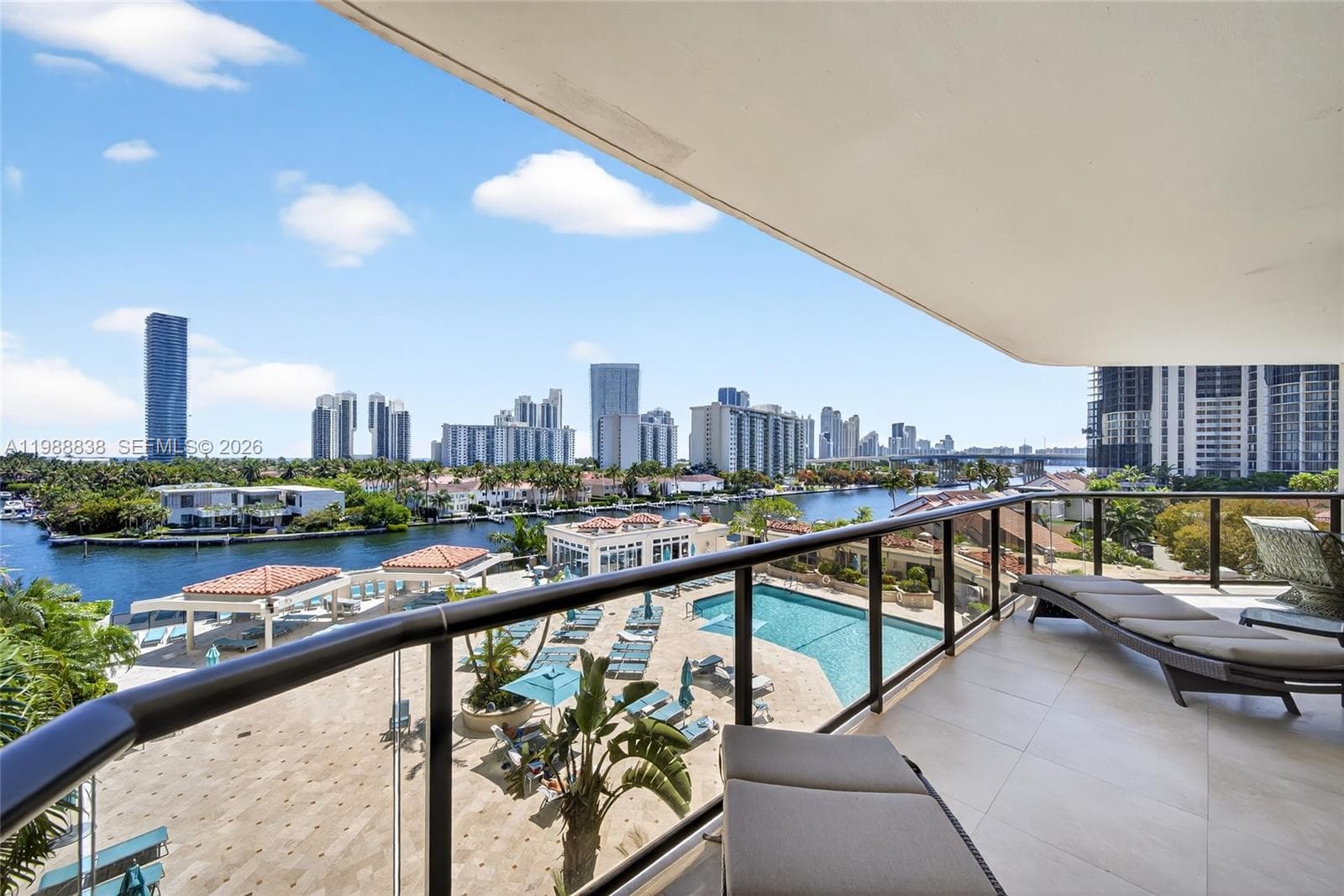 19667 Turnberry Way # 6A, Aventura, FL 33180