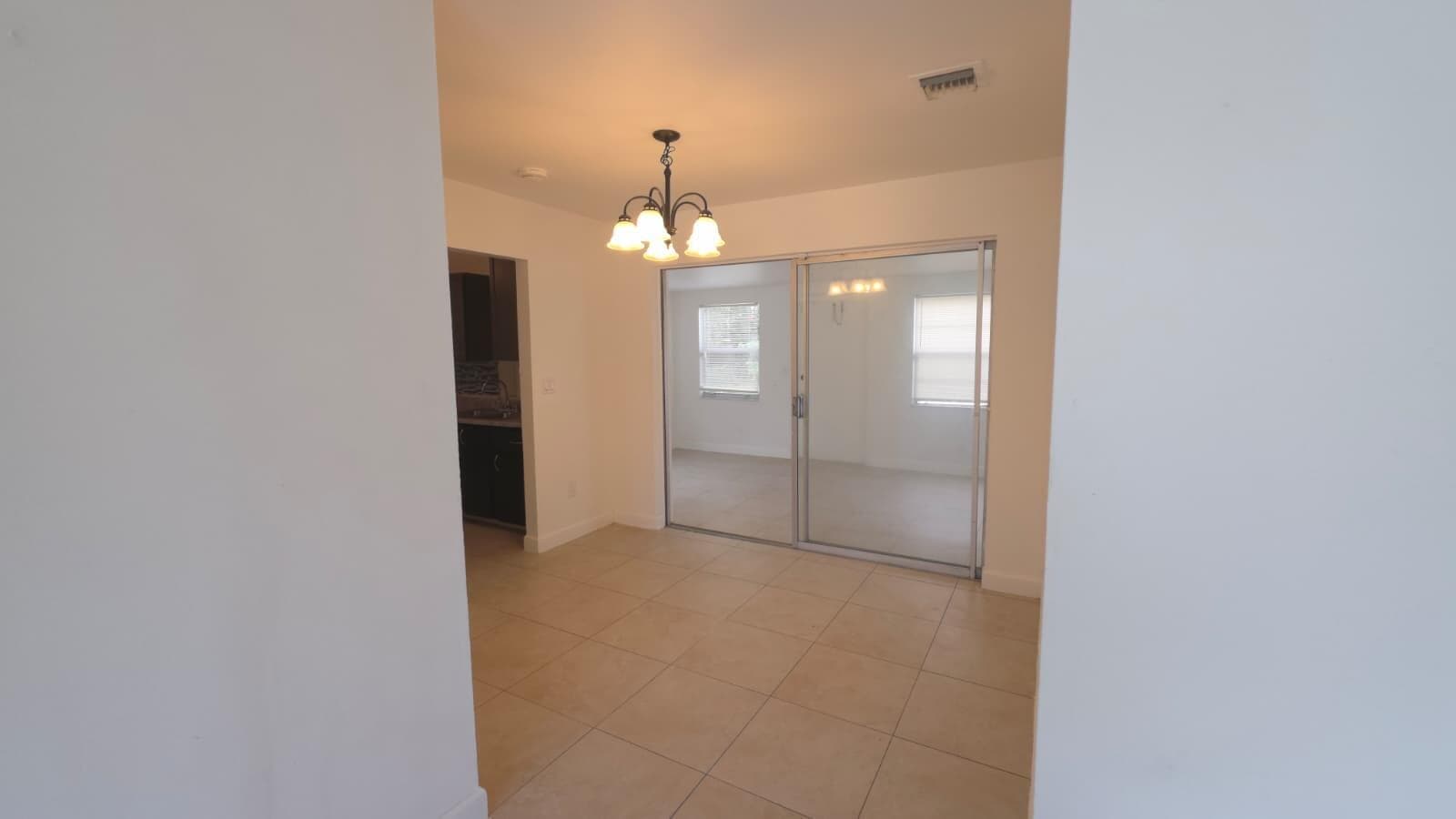3251 NW 13th Court, Fort Lauderdale, FL 33311 — zdjęcie 2