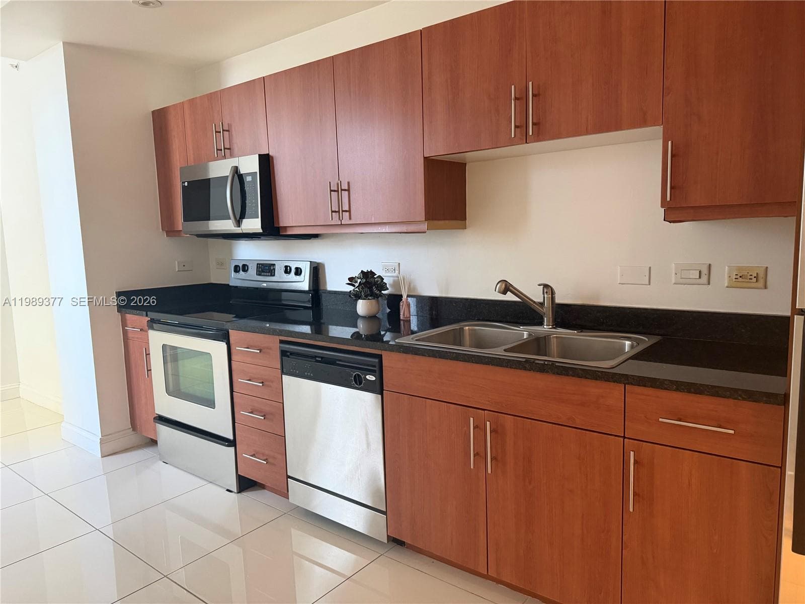 111 E Flagler St # 606, Miami, FL 33131 — zdjęcie 3