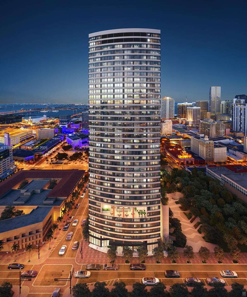 225 N Miami Ave # 202, Miami, FL 33128