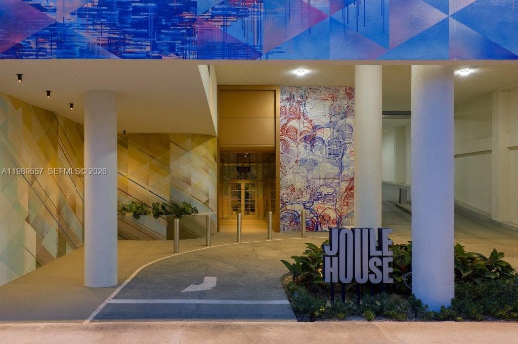 2200 NW 1st Ave # S1, Miami, FL 33127 — zdjęcie 4