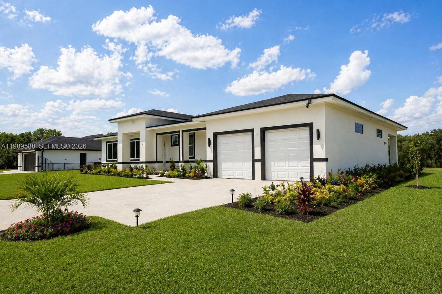 1715 McArthur Ave, Lehigh Acres, FL 33972 — zdjęcie 3