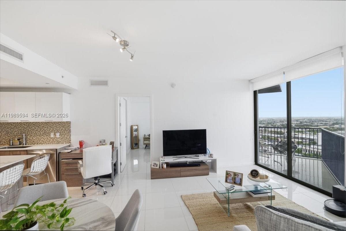 5300 Paseo Blvd # 1803, Doral, FL 33166 — zdjęcie 5