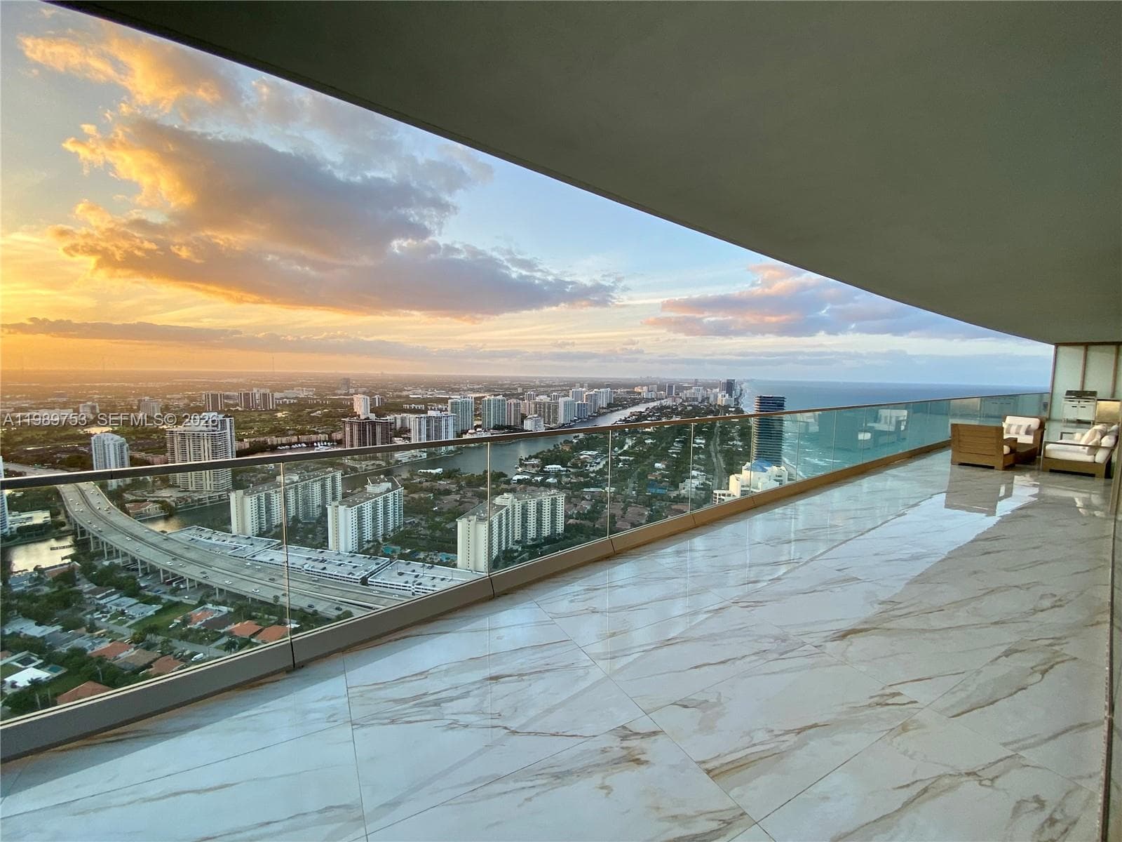 18975 Collins Ave # 5105, Sunny Isles Beach, FL 33160 — zdjęcie 2