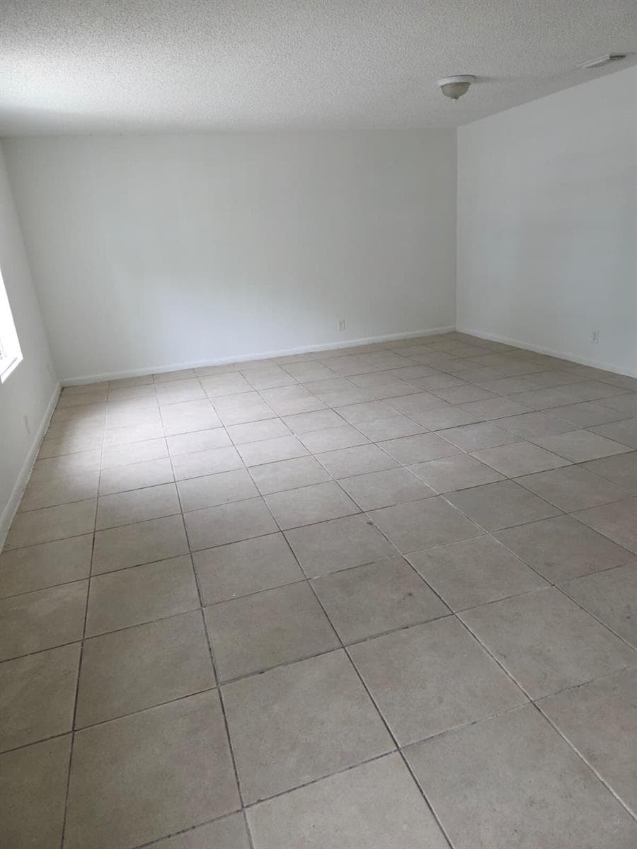 1633 W 28th Street # B, Riviera Beach, FL 33404 — zdjęcie 5
