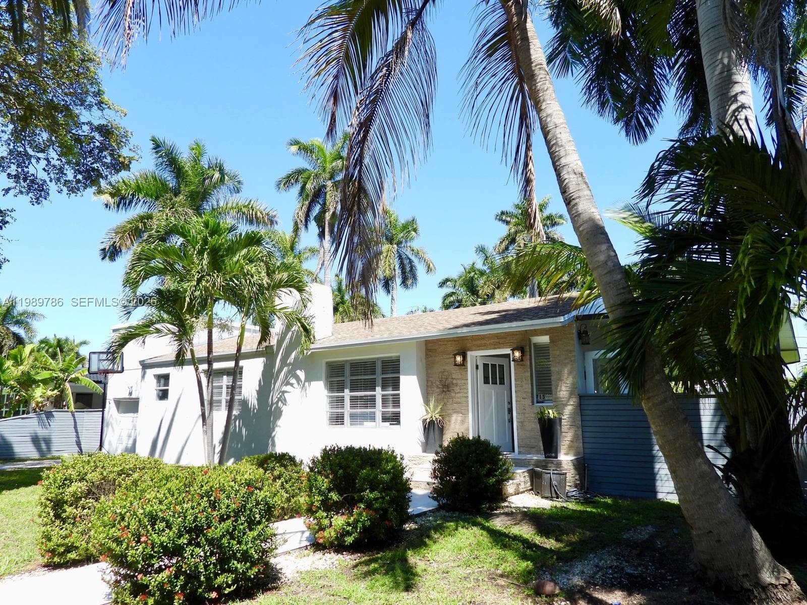 715 Hollywood Blvd, Hollywood, FL 33019 — zdjęcie 2
