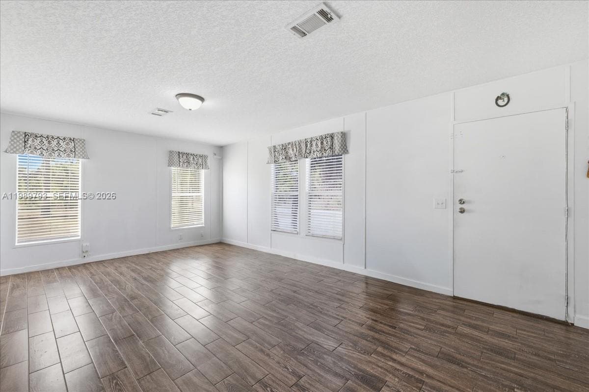 415 S Kennel St, Clewiston, FL 33440 — zdjęcie 2