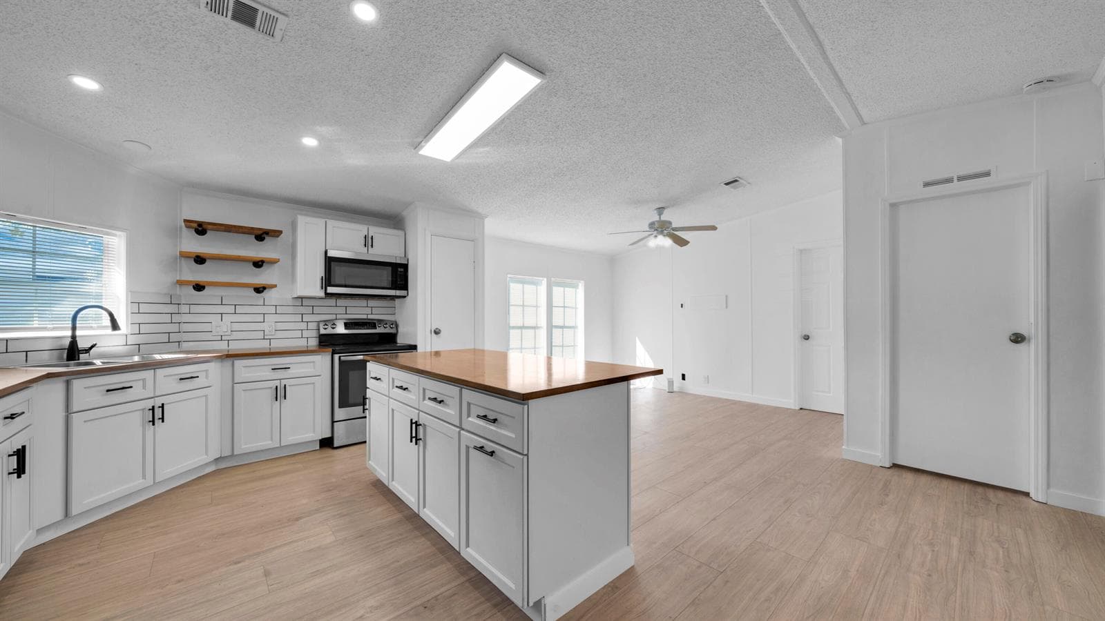 4905 NE 2nd Way, Pompano Beach, FL 33064 — zdjęcie 3