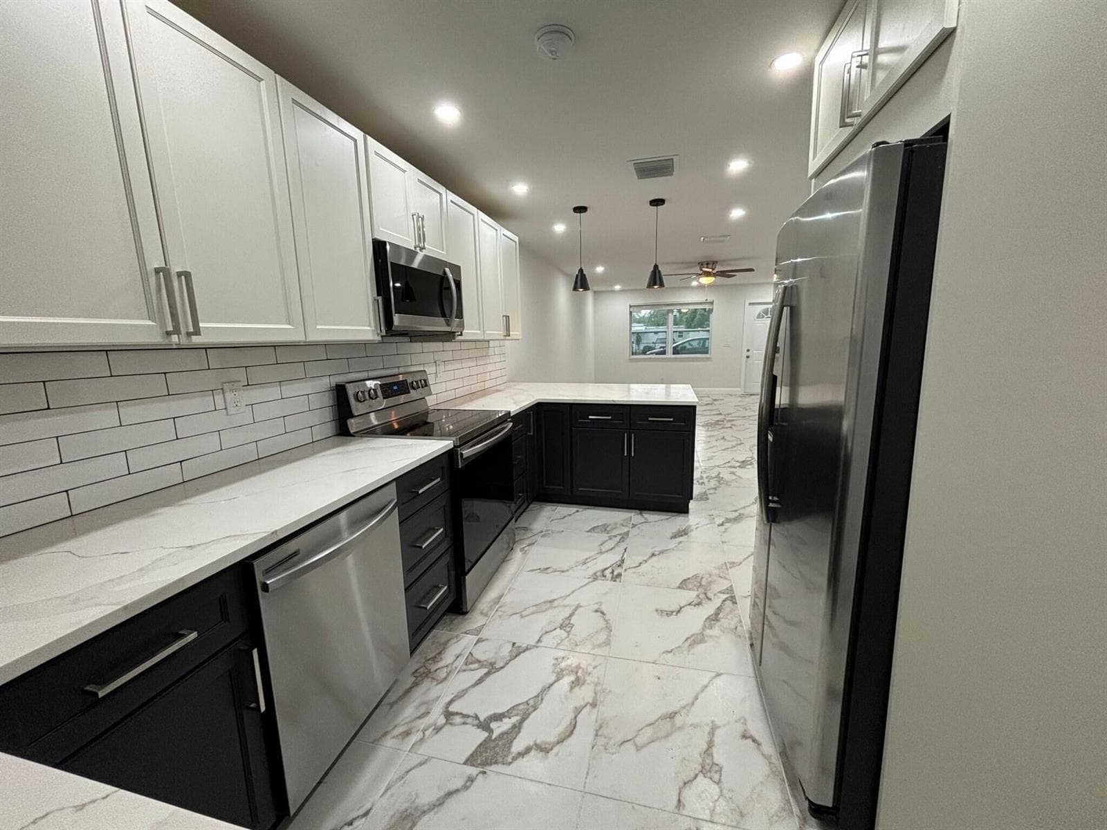 800 SW 7th Street, Hallandale Beach, FL 33009 — zdjęcie 4