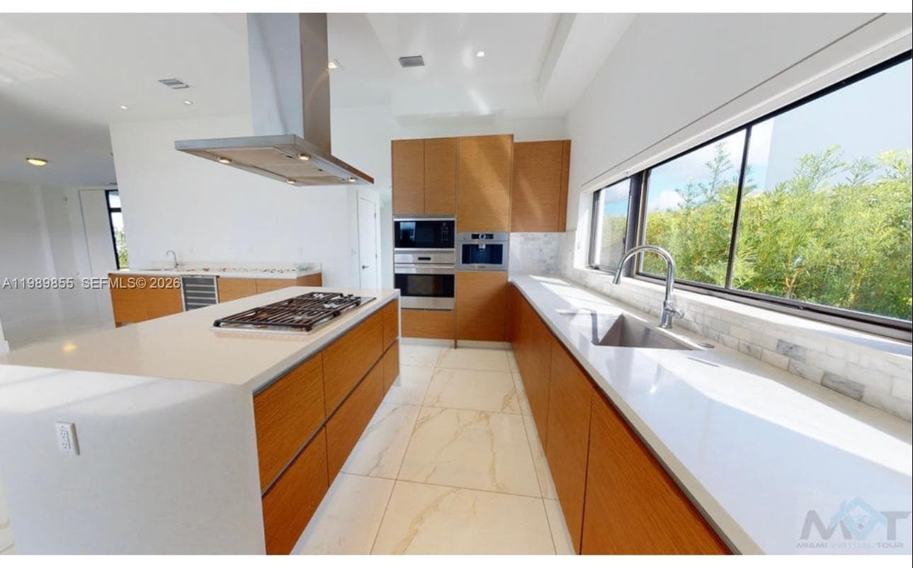 16580 Sunset Way # 16580, Weston, FL 33326 — zdjęcie 5