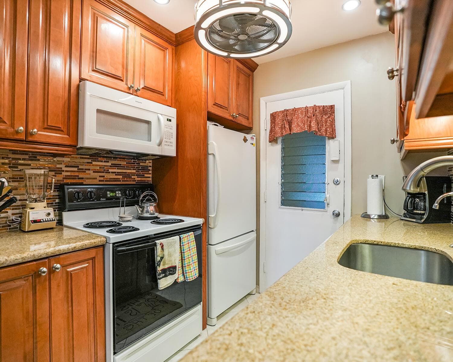 16801 NE 13th Avenue # 308, Miami, FL 33162 — zdjęcie 2